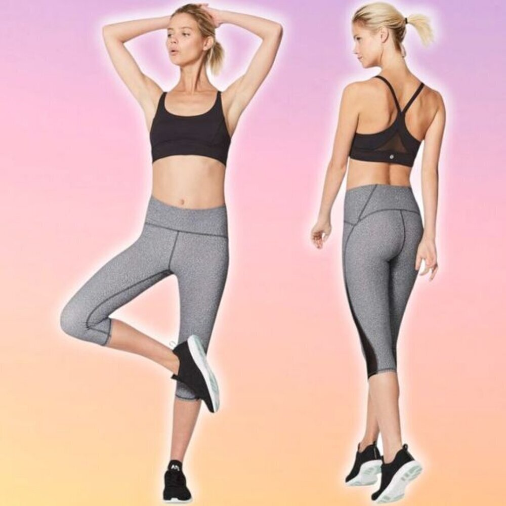 LULULEMON Train Times Crop 17" Size 6 Fractal Alpine White Black